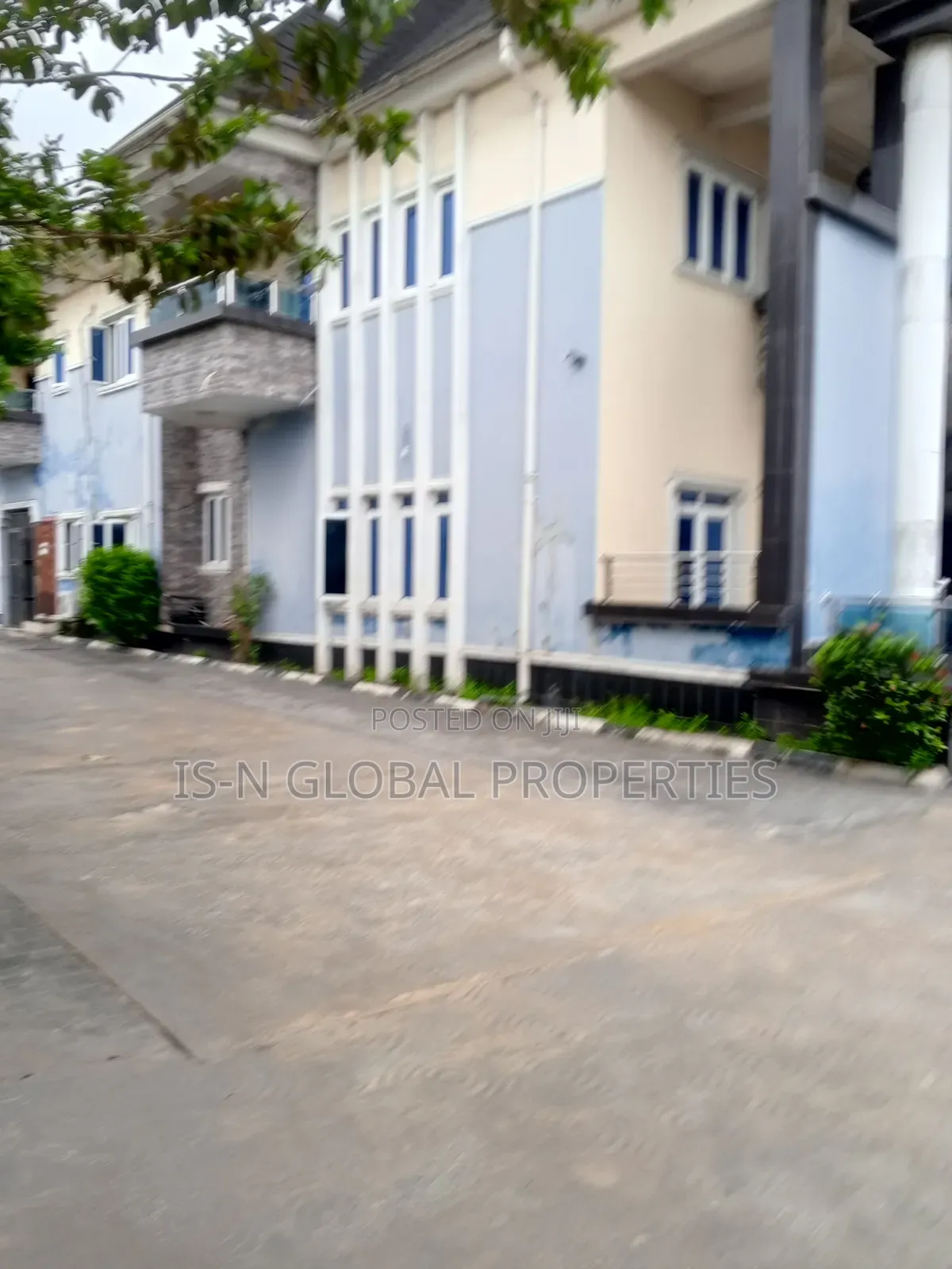 5bdrm Duplex in Commissioner, Warri for sale in Warri