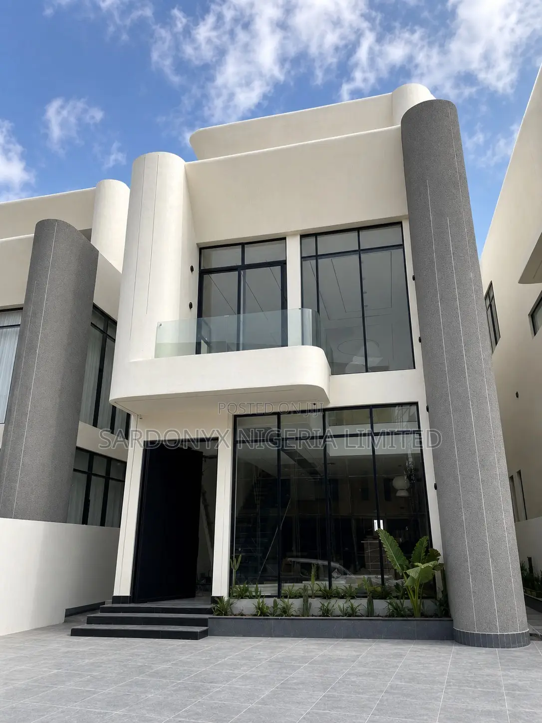 5bdrm Duplex in Lekki Phase 1 for sale in Lekki Phase 1