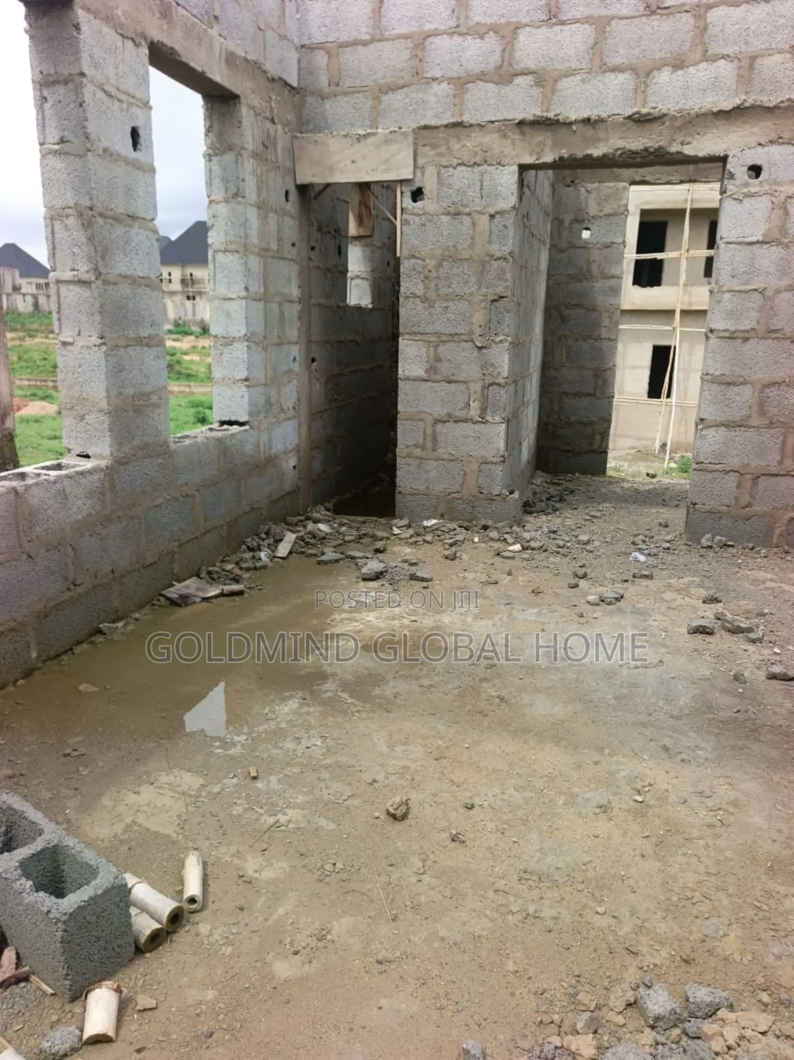 4bdrm Bungalow in Lugbe District. for sale in Sabon Lugbe