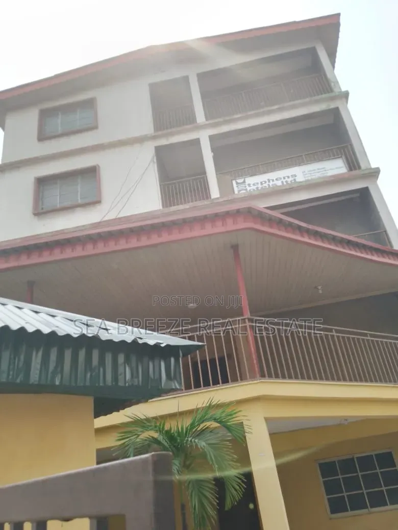Massive 60 Room Hotel. in Ojuelegba