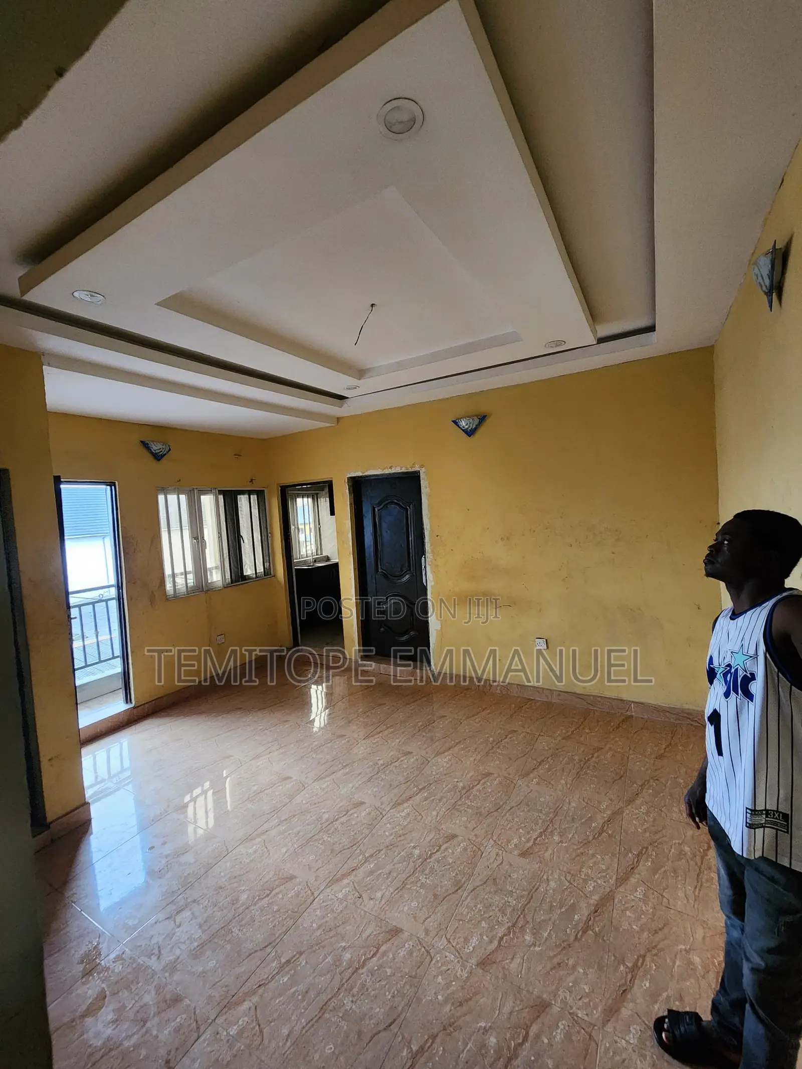 Lovely 1bedroom for Long Lease Good for Commercial Residential in Cement