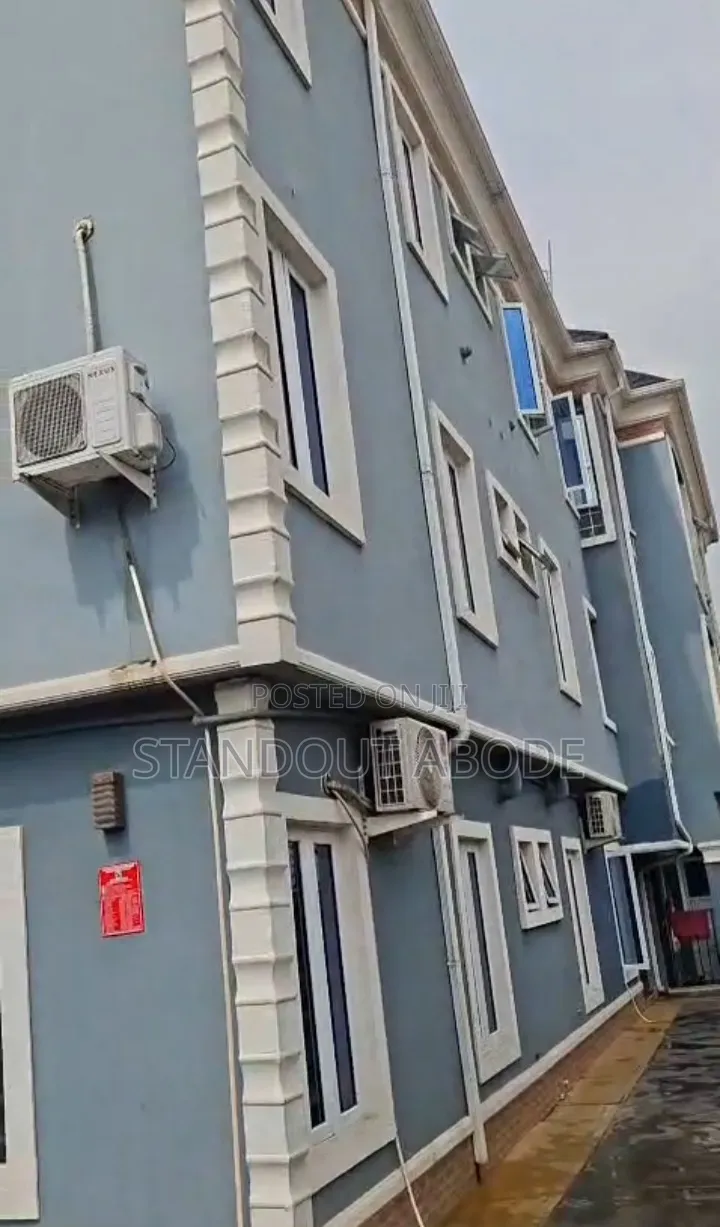2bdrm Block of Flats in Good Location, Oregun for sale in Oregun