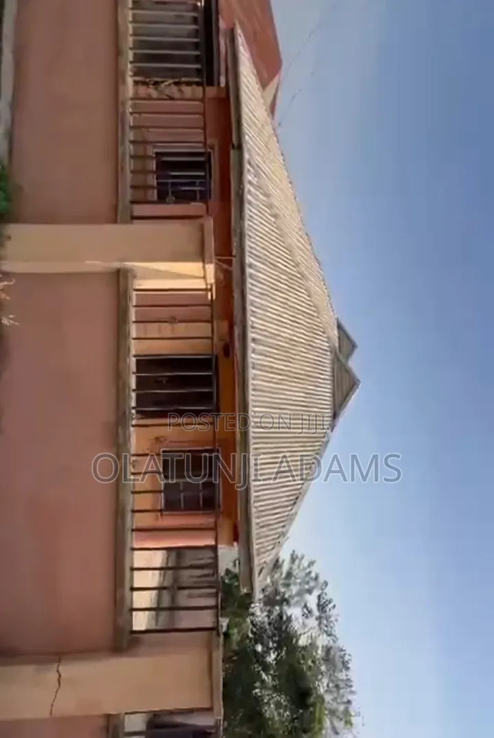 6bdrm Block of Flats in School Area Oke, Osogbo for sale in Osogbo