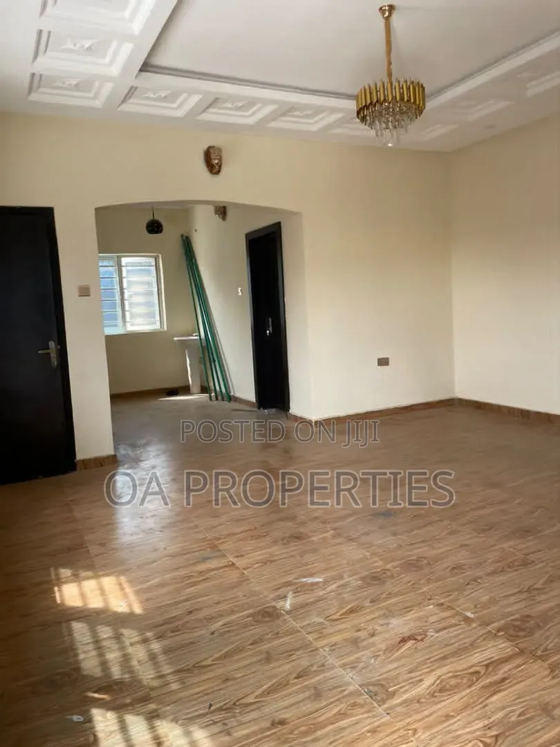 2bdrm Block of Flats in Ikolaba Gra Ibadan for rent in Ibadan