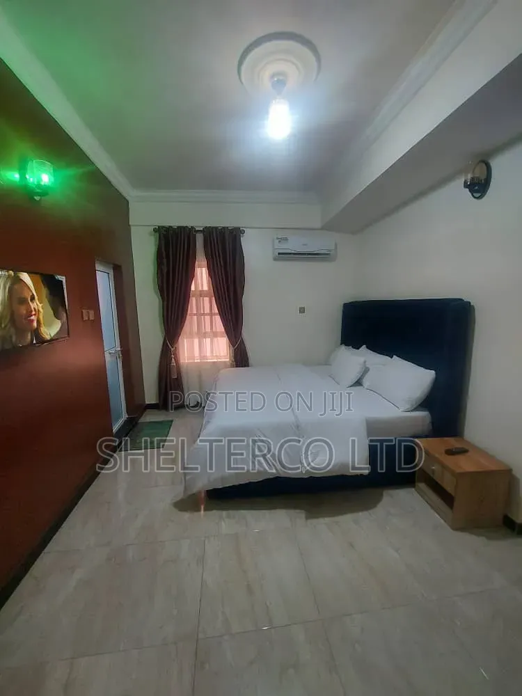 Hotel for Sell in Ajayi Road