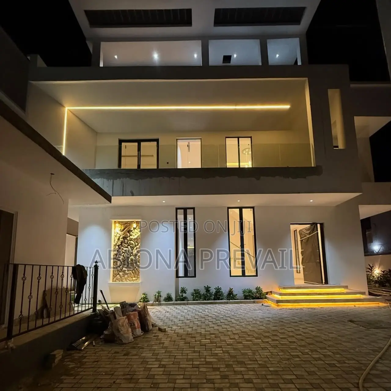 5bdrm Duplex in Maitama for sale in Maitama