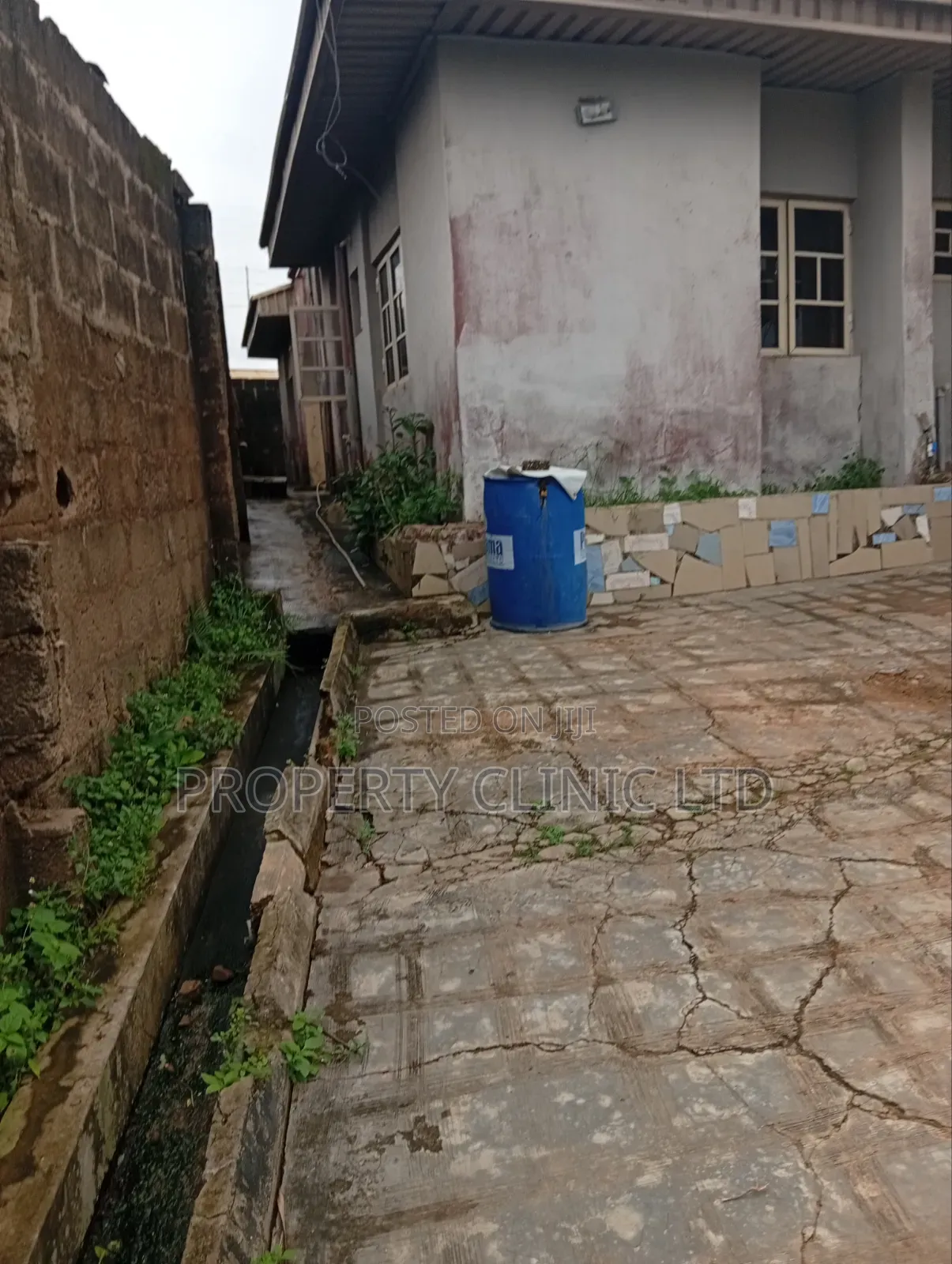 6bdrm Bungalow in Magda, Onigbagbo, Obafemi-Owode for sale in Obafemi-Owode