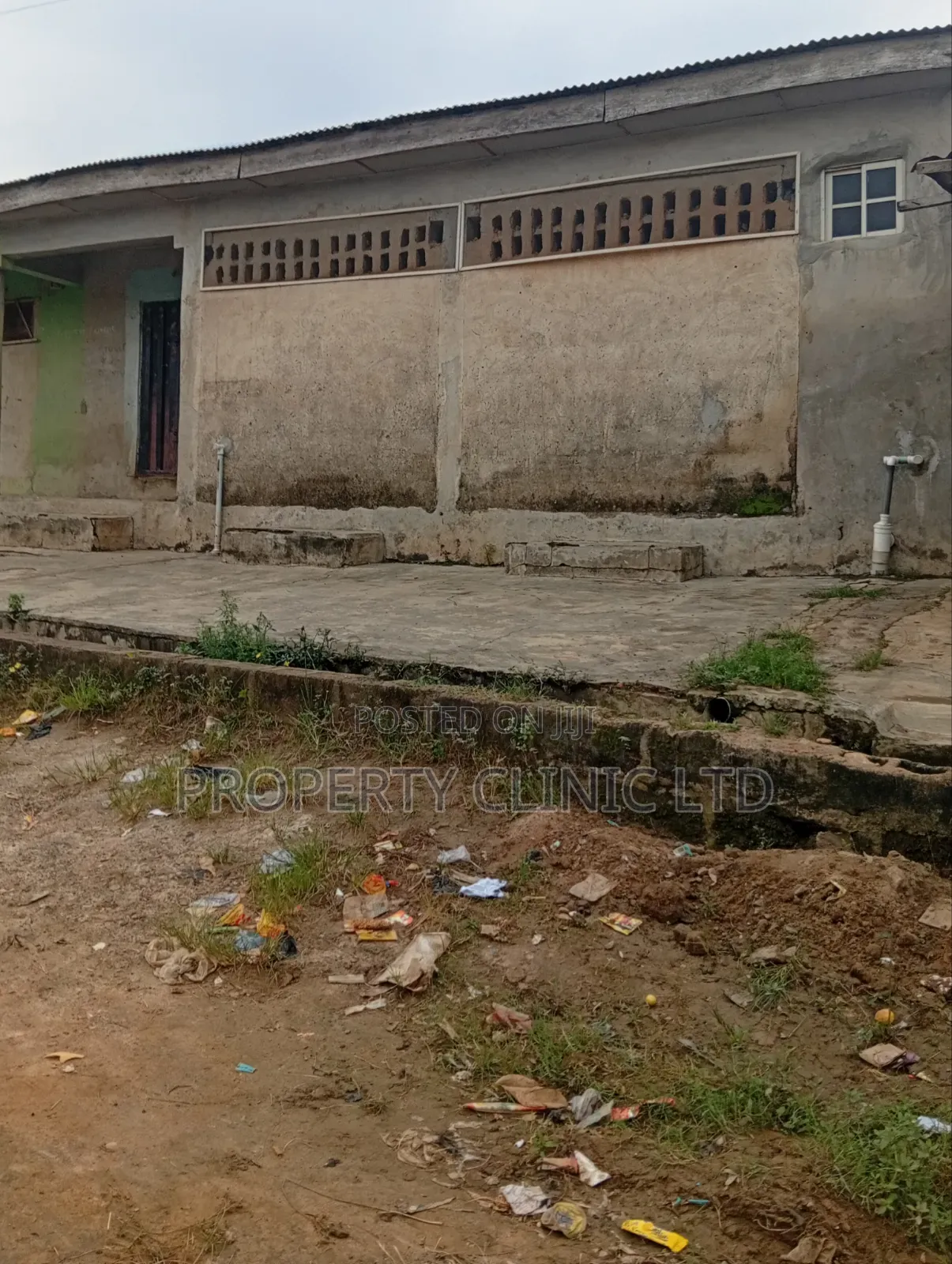 6bdrm Bungalow in Magda, Onigbagbo, Obafemi-Owode for sale in Obafemi-Owode