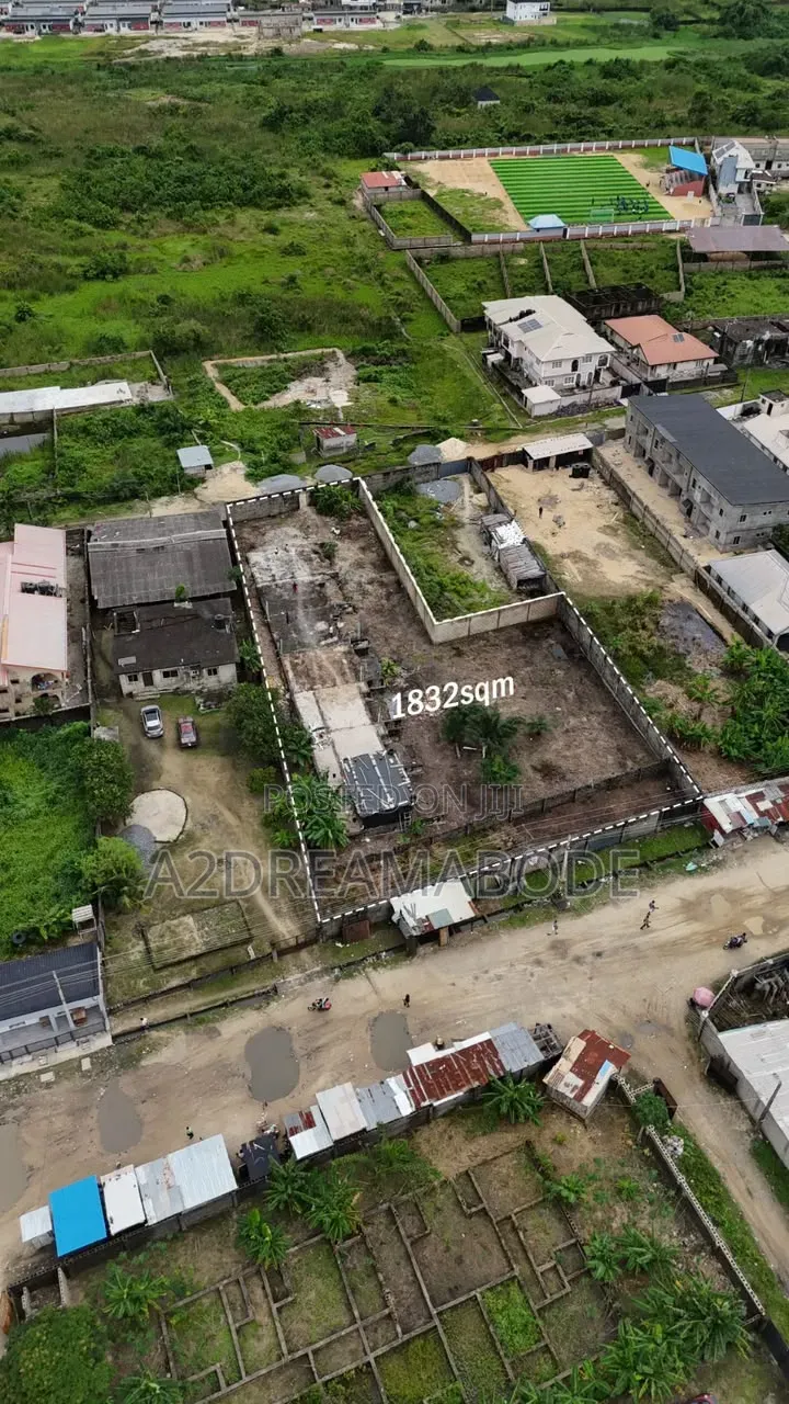 Nice Happy Land in Sangotedo