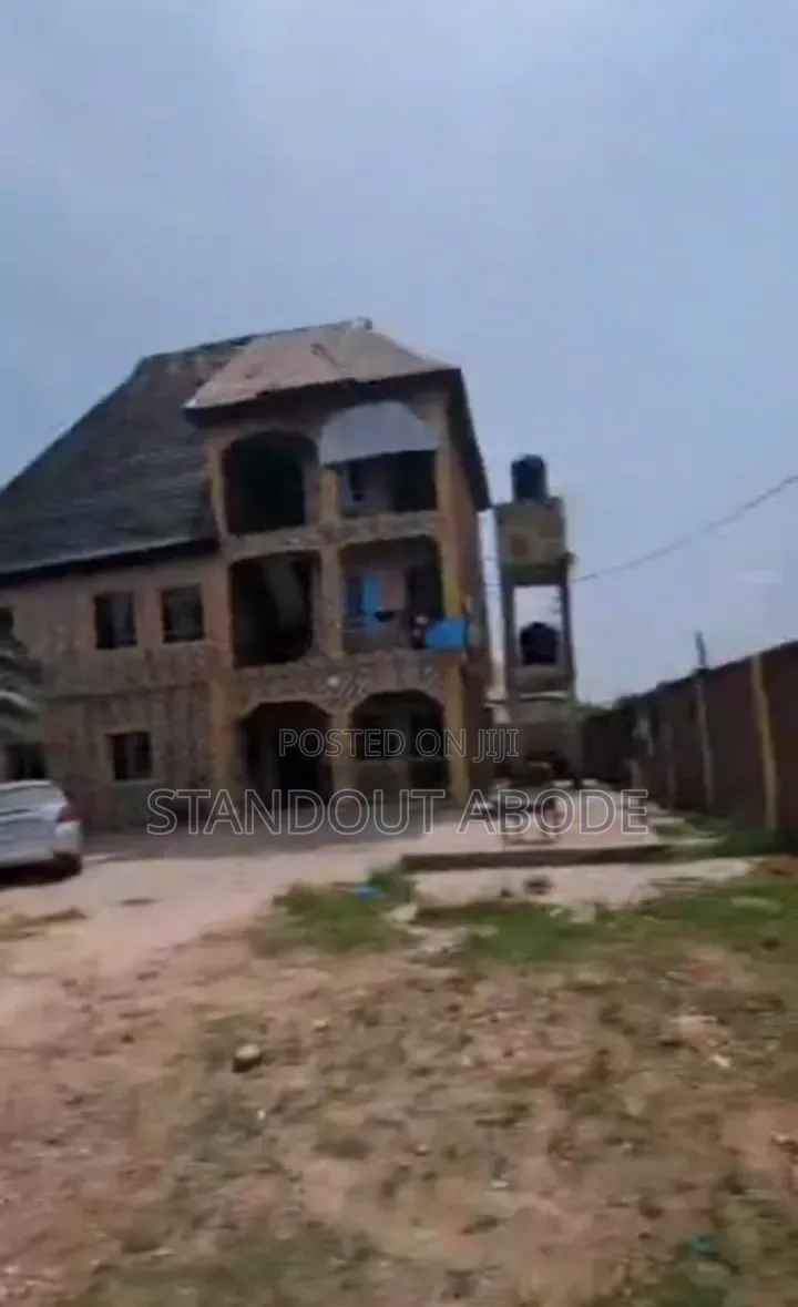 2bdrm Block of Flats in Good Location, Abaranje for sale in Abaranje