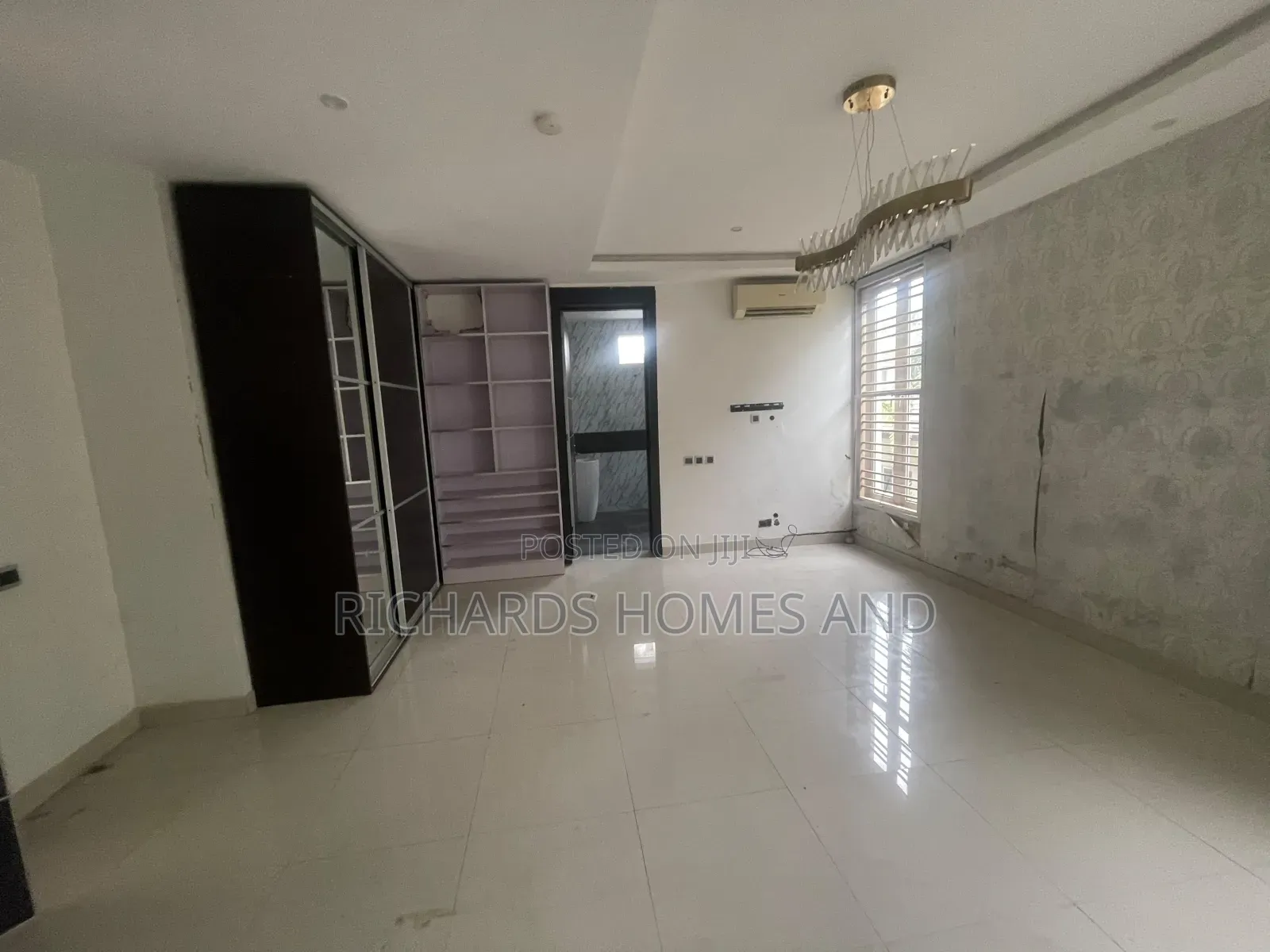 5bdrm Duplex in Banana Island Ikoyi for rent in Banana Island
