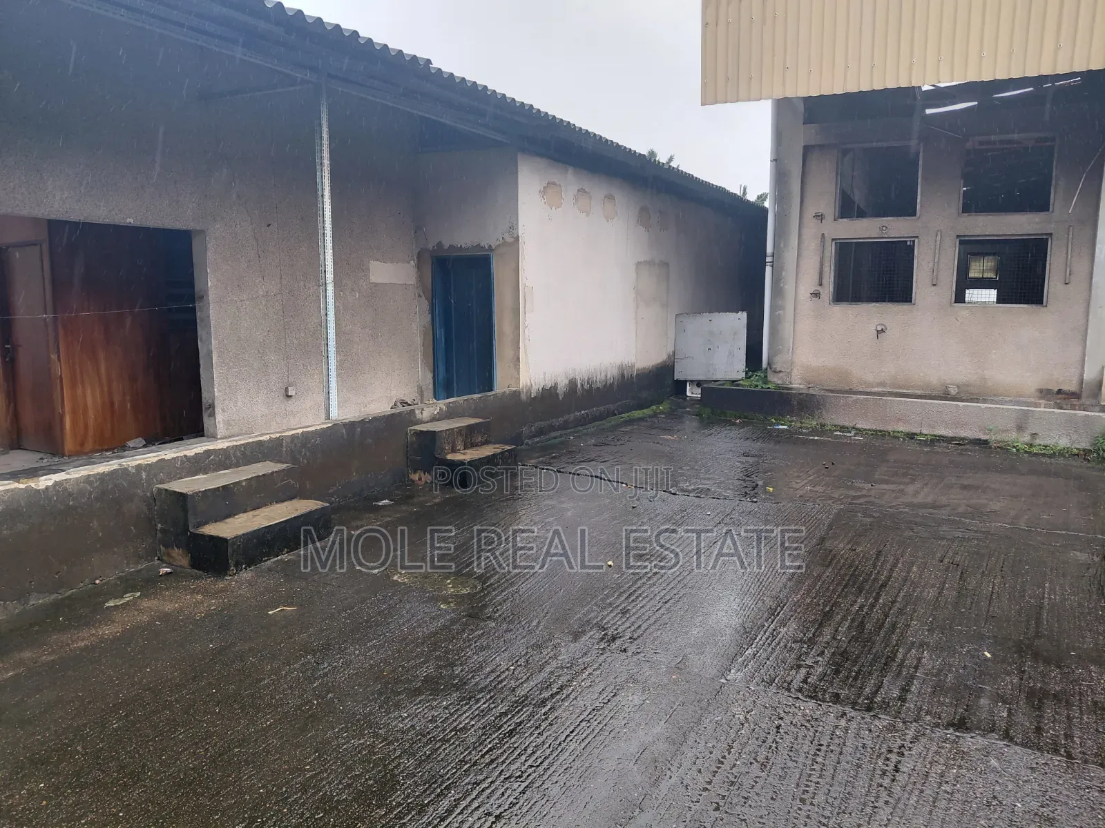 3 Acers (18 Plots) Fenced and Gated Eric More Surulere in Eric Moore