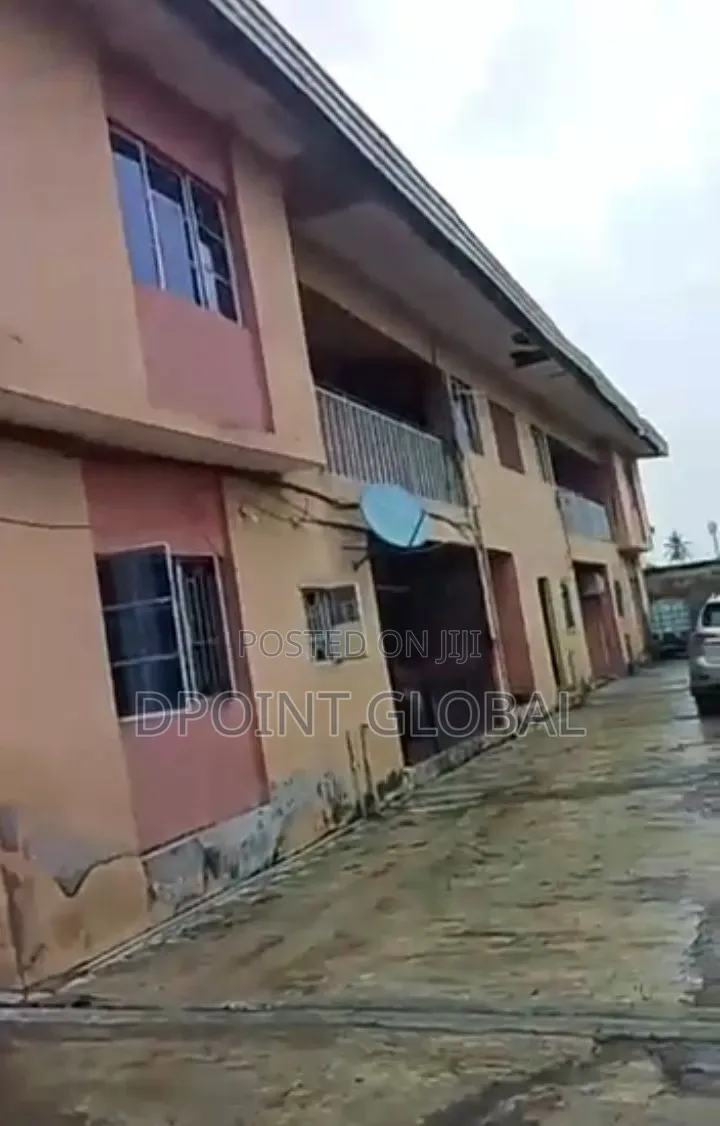 17bdrm Block of Flats in Not Estate, Council for sale in Council