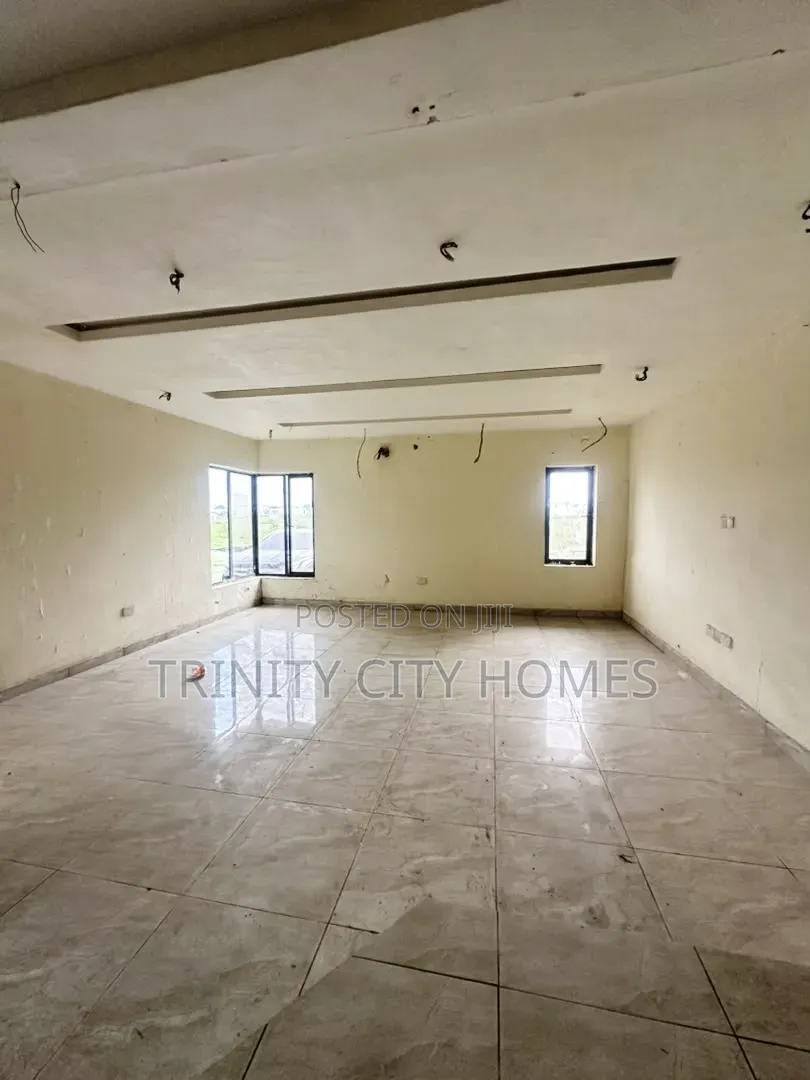 4bdrm Duplex in VGC / Ajah for sale in VGC / Ajah