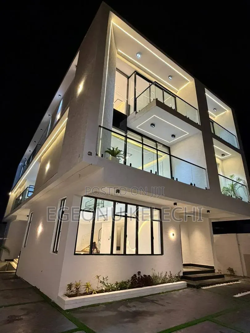 7bdrm Duplex in Guzape District for sale in Guzape District