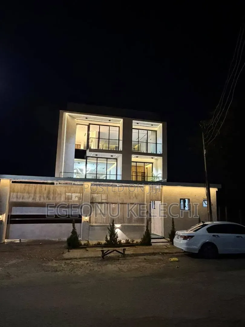 7bdrm Duplex in Guzape District for sale in Guzape District