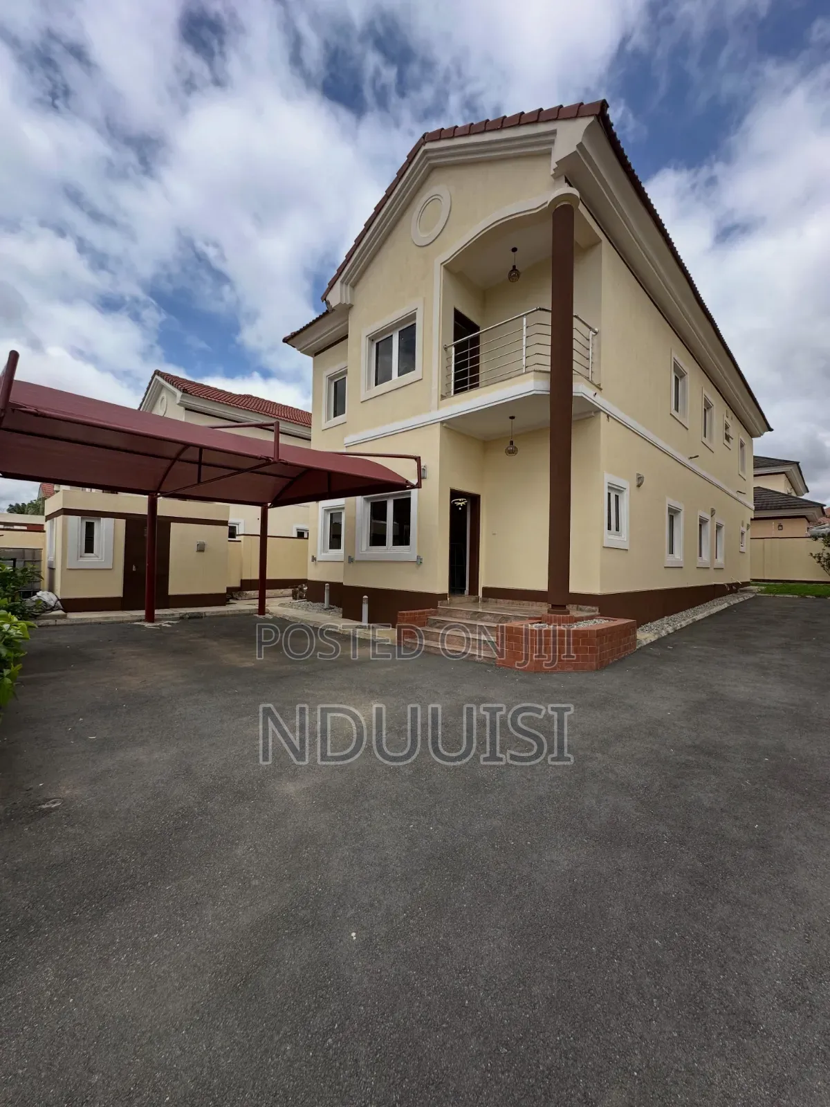 4bdrm Duplex in Life Camp for sale in Life Camp