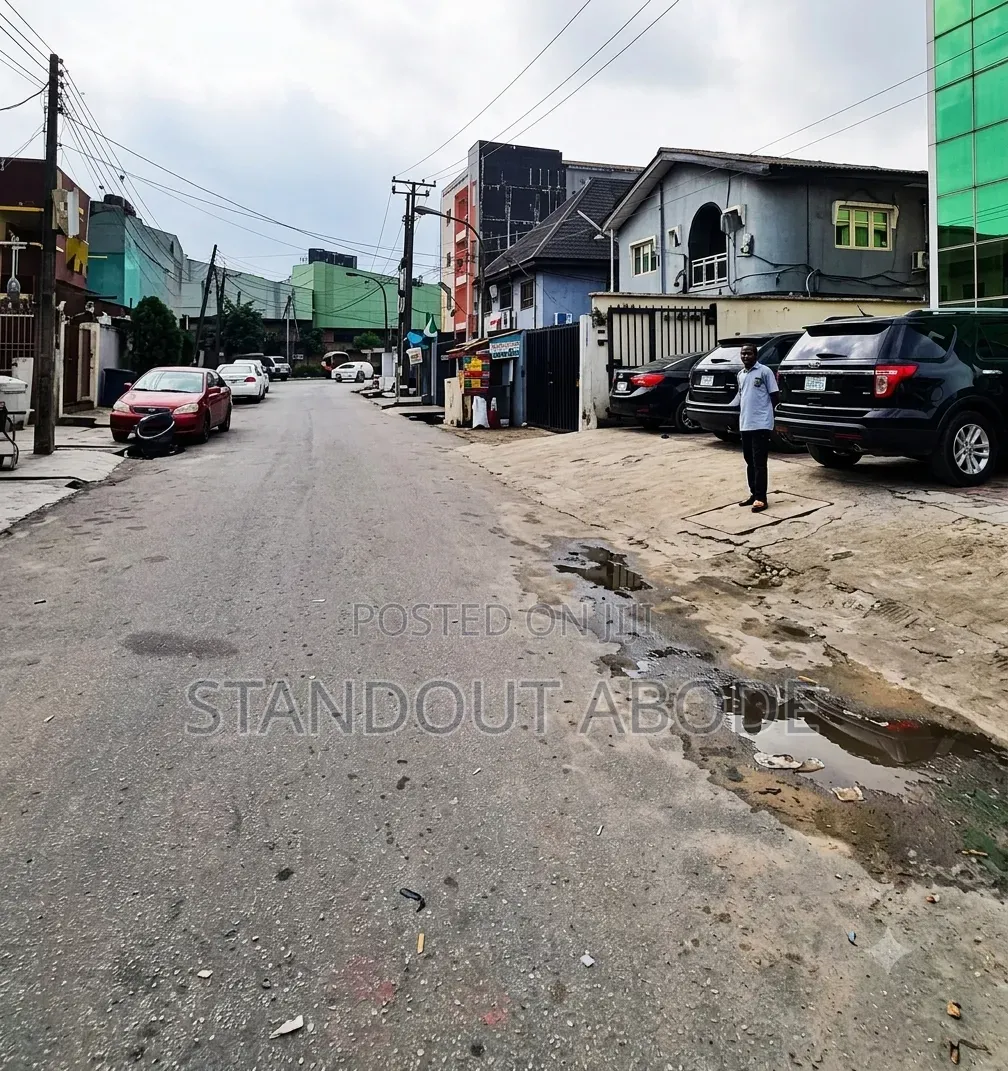 This Building Is Suitable for Hotel, Office Space, Hospital for Sale in Adeniyi Jones