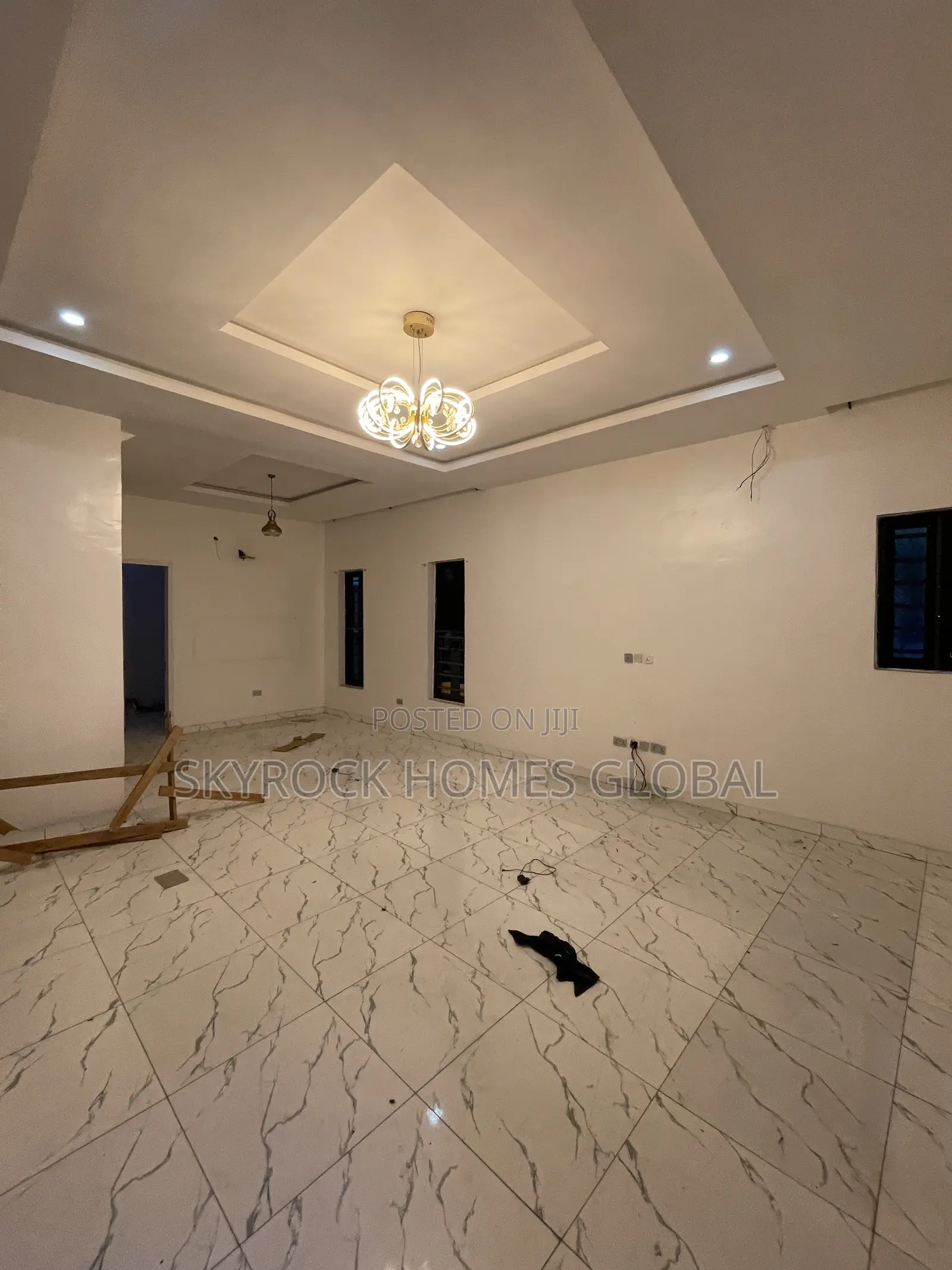 4bdrm Duplex in Ikota for rent in Ikota