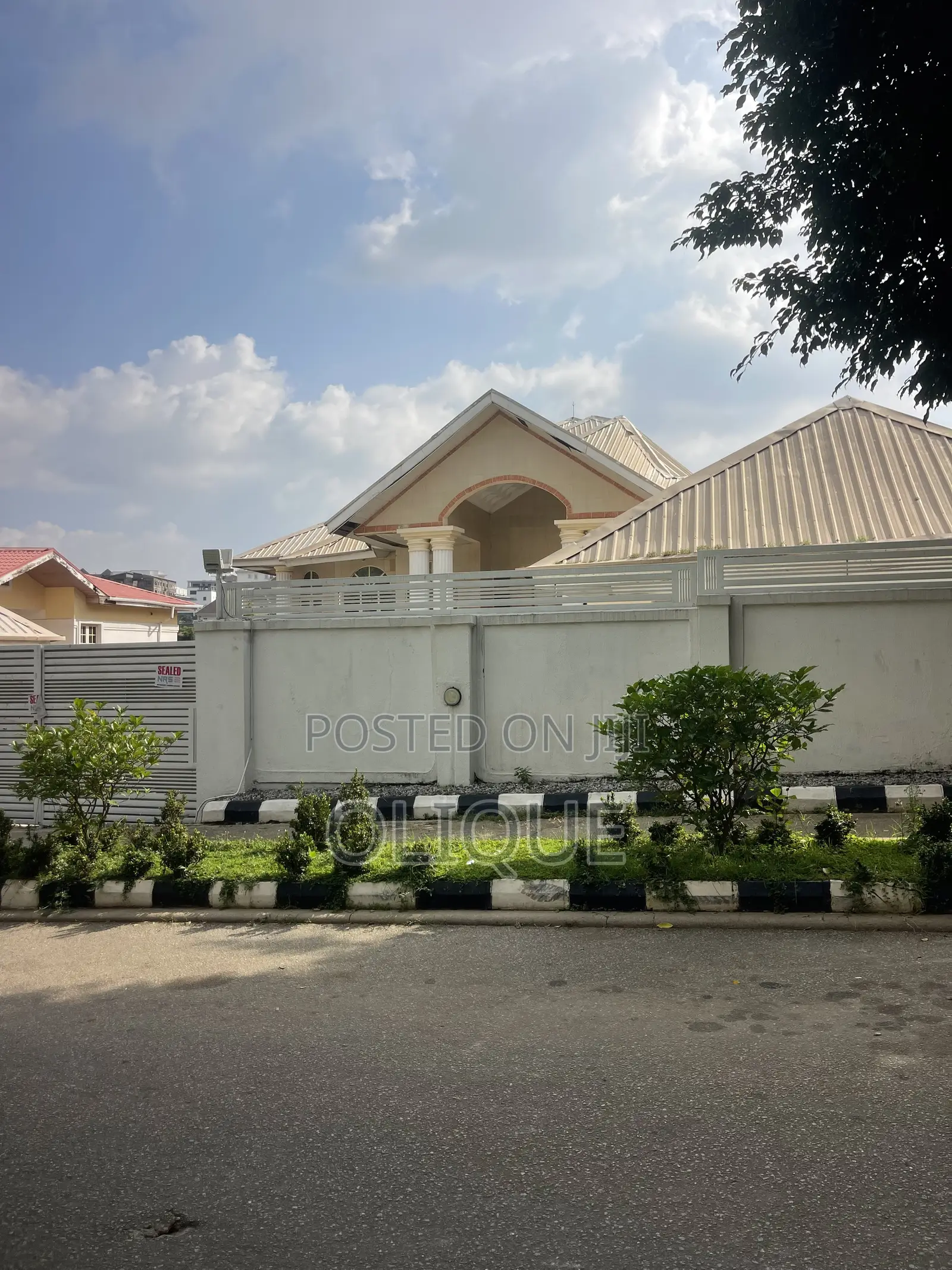7bdrm Duplex in Maitama for sale in Maitama