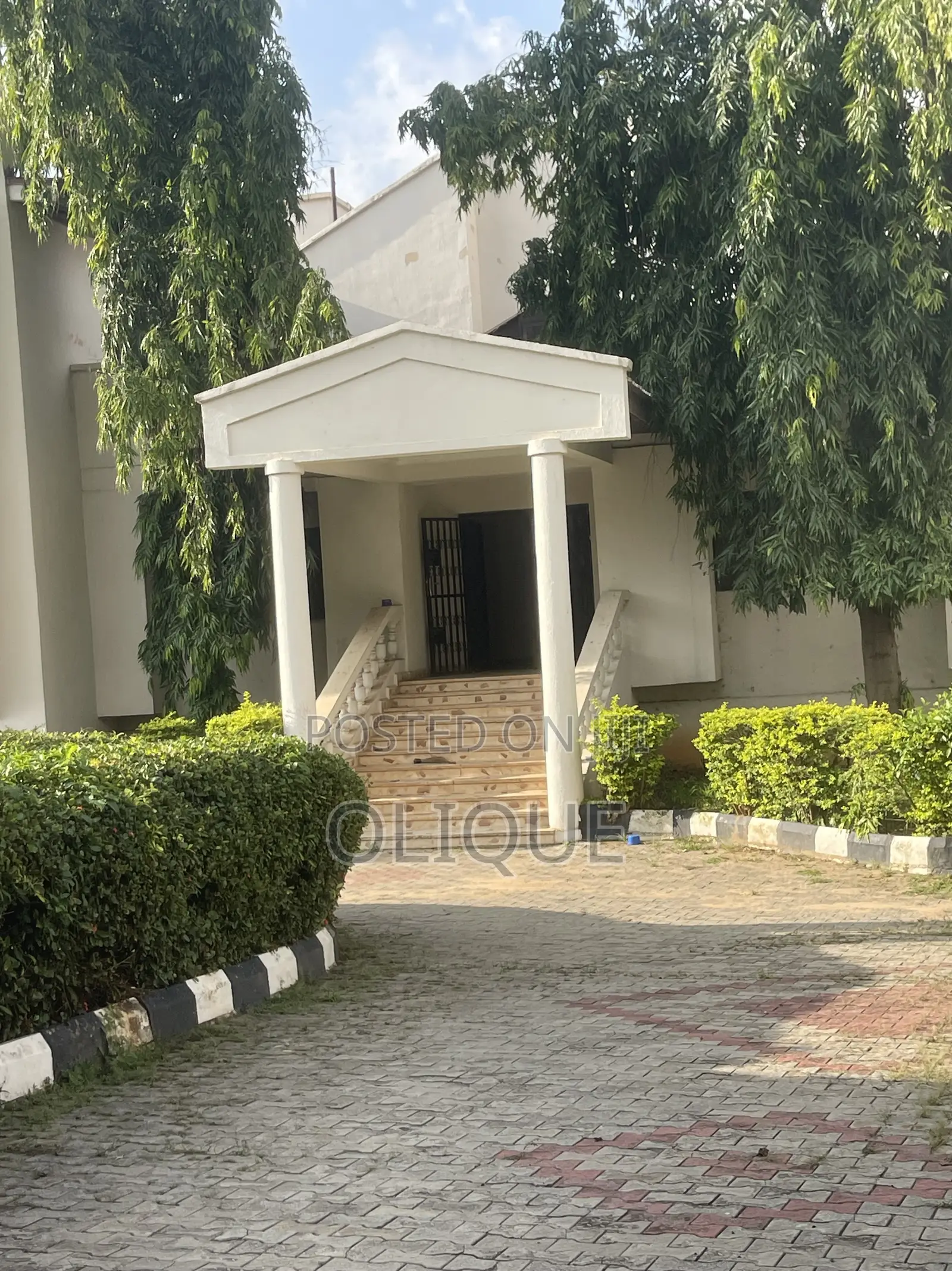 8bdrm Duplex in Maitama for sale in Maitama