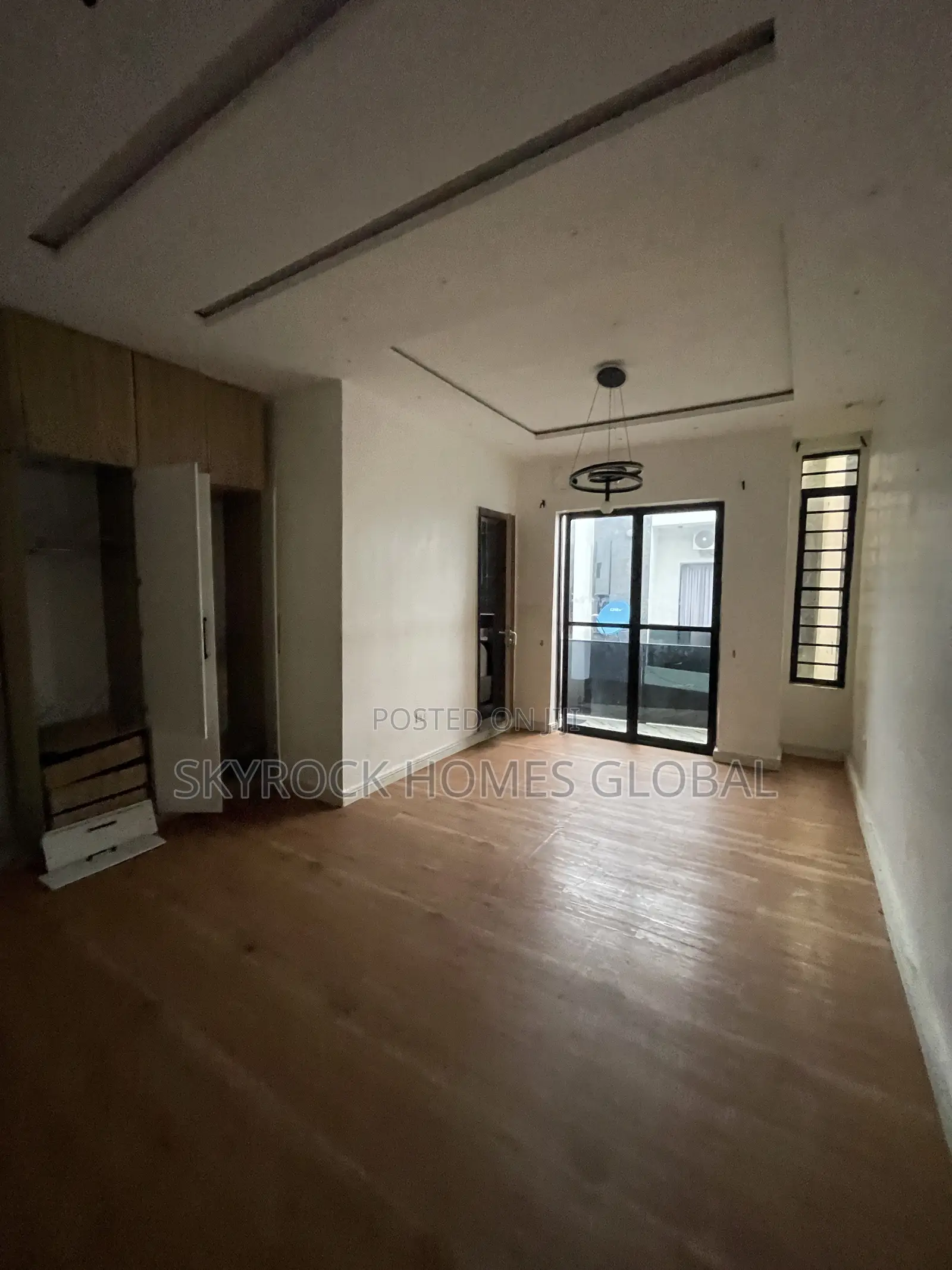 3bdrm Duplex in Ikota for rent in Ikota