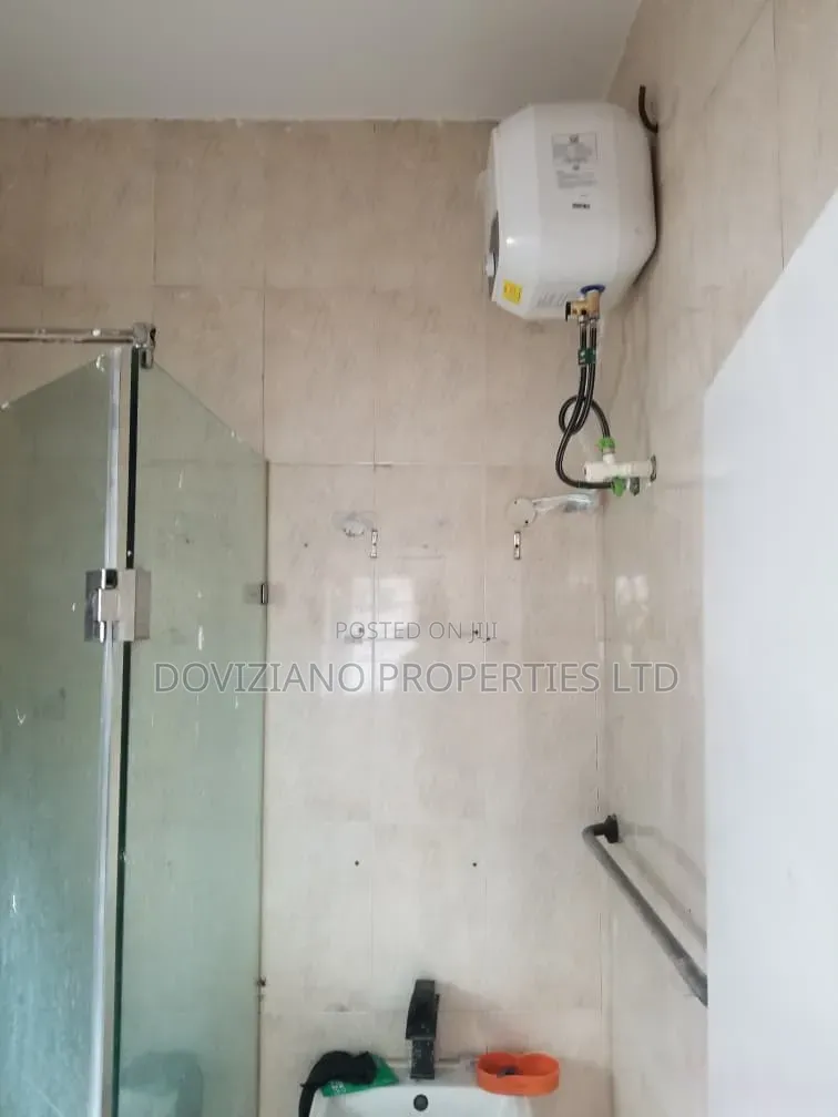 3bdrm Apartment in Lekki Phase 1 for rent in Lekki Phase 1