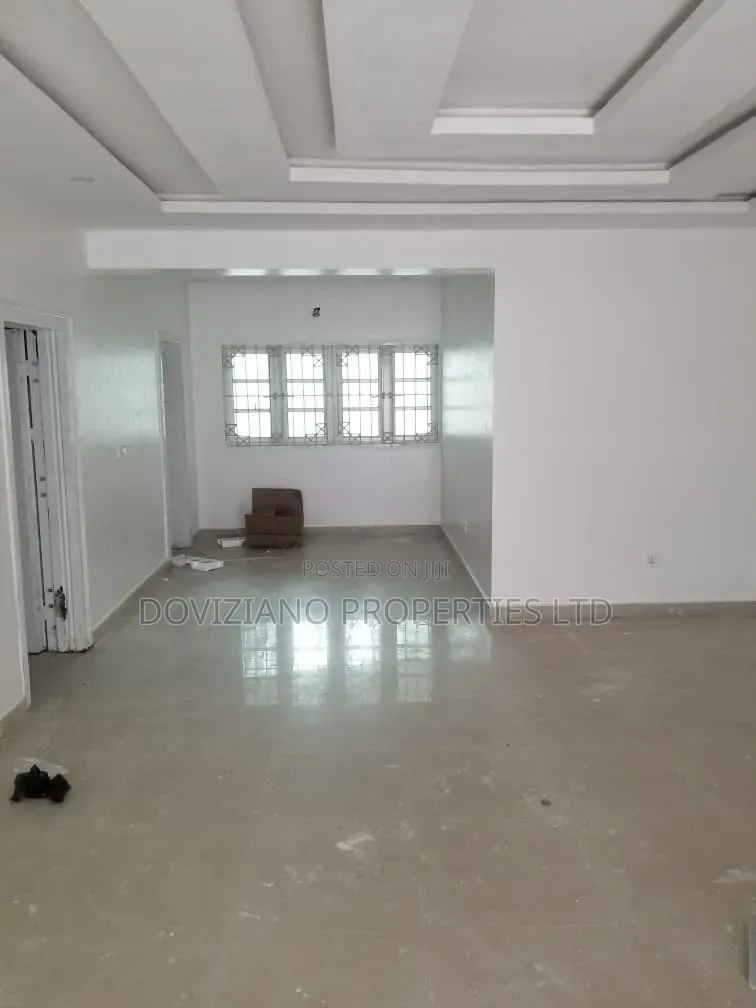 3bdrm Apartment in Lekki Phase 1 for rent in Lekki Phase 1
