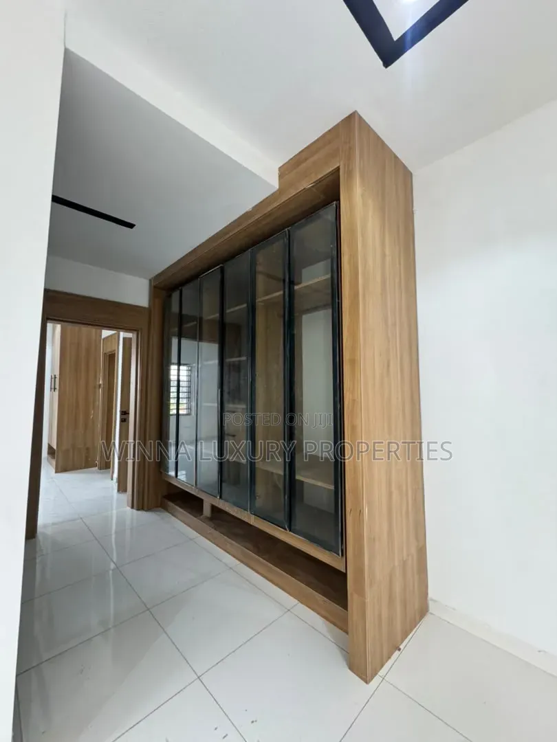 6bdrm Duplex in Lokogoma for sale in Lokogoma