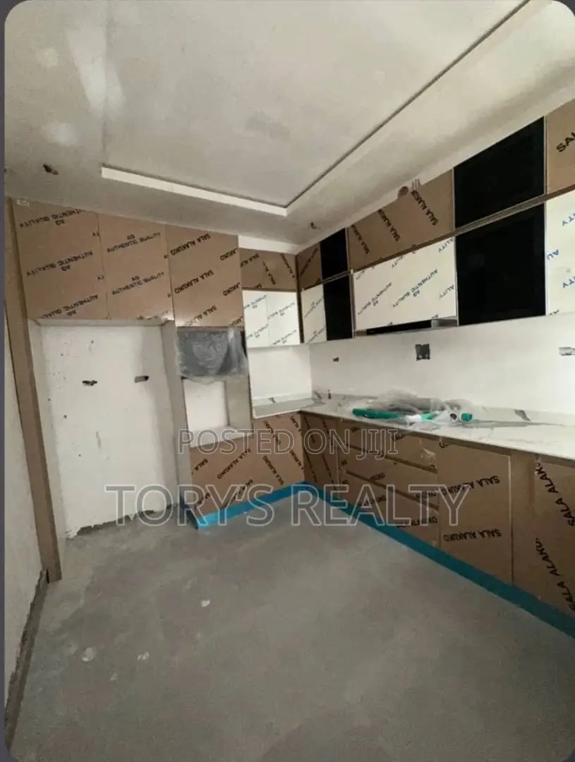 2bdrm Apartment in Lekki Phase 1 for sale in Lekki Phase 1