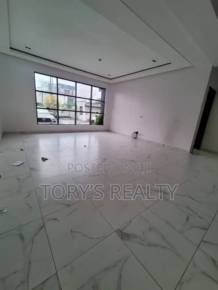 3bdrm Apartment in Lekki Expressway for rent in Lekki Expressway