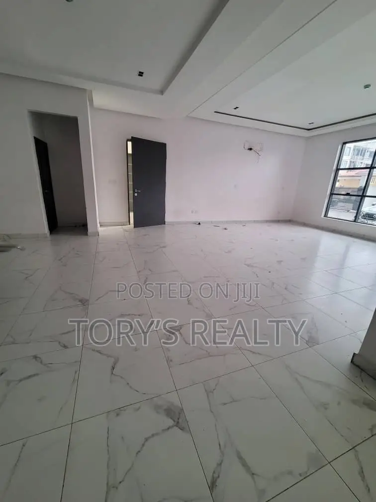 3bdrm Apartment in Lekki Expressway for rent in Lekki Expressway