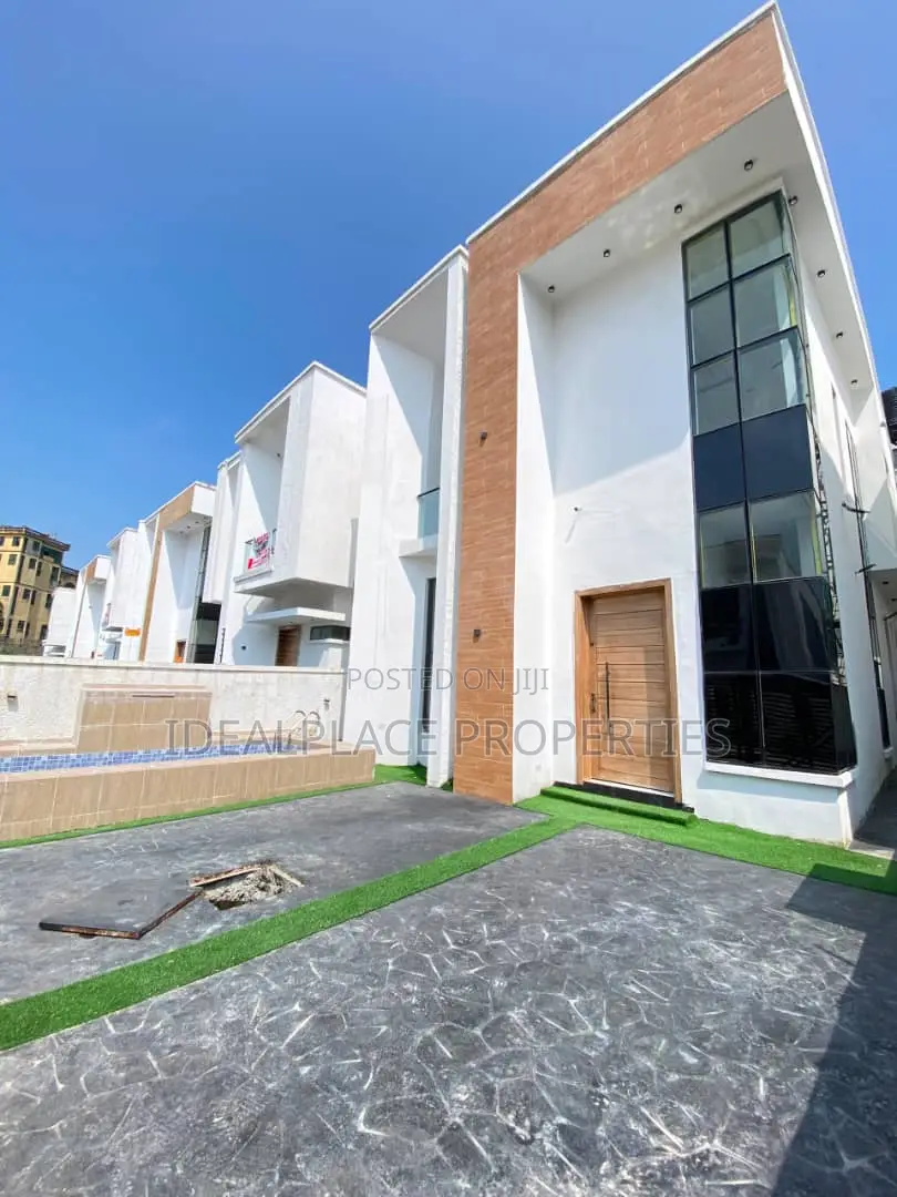 4bdrm Duplex in Chevron for sale in Chevron