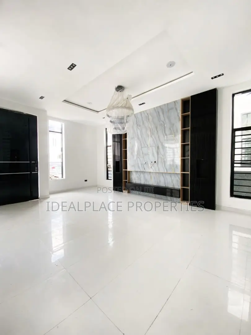 4bdrm Duplex in VGC / Ajah for sale in VGC / Ajah