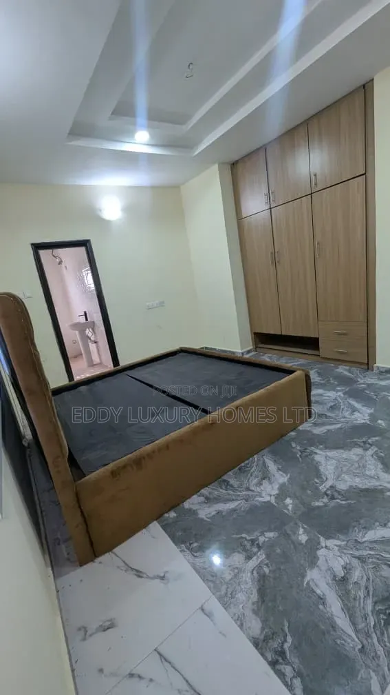 4bdrm Duplex in Shelter Afrique for rent in Uyo