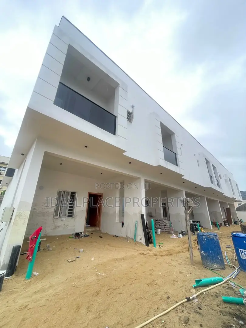 3bdrm Duplex in Sangotedo for sale in Sangotedo
