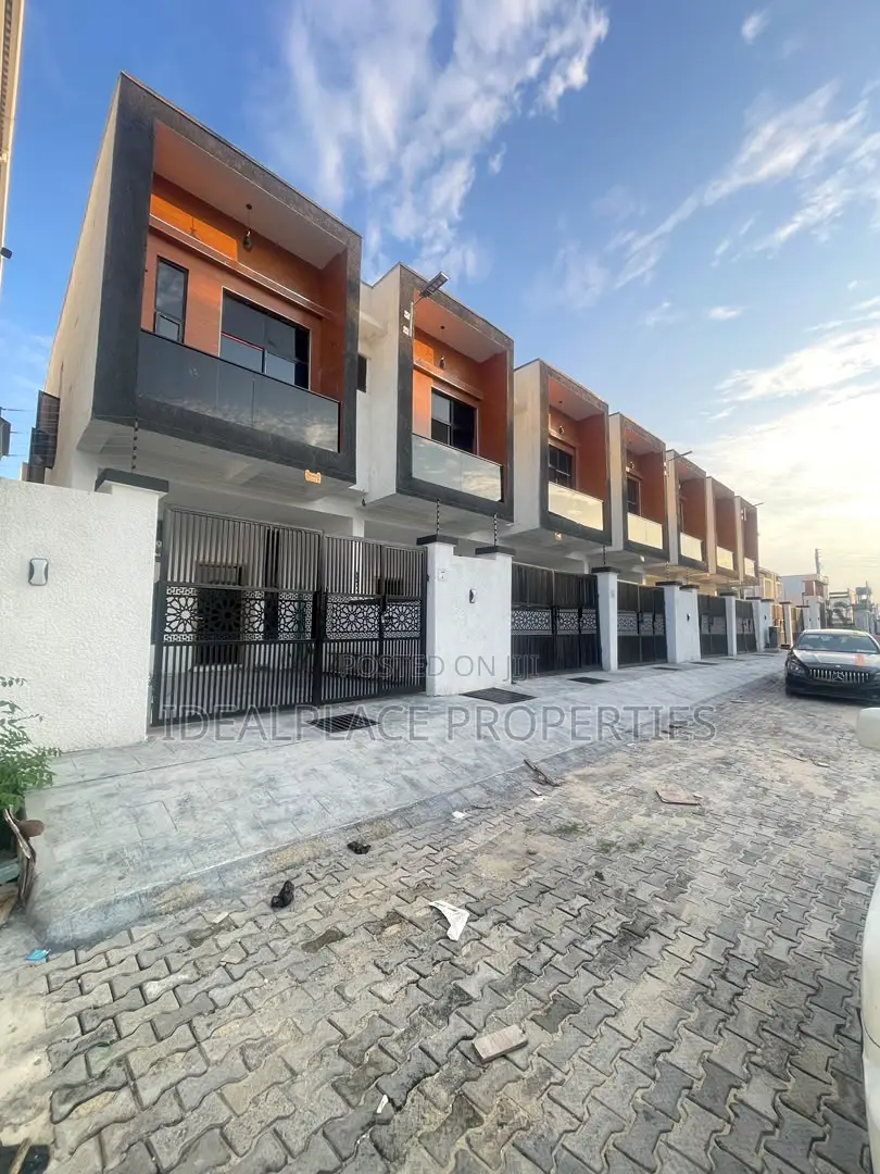 3bdrm Duplex in Abraham Adesanya Estate for sale in Abraham Adesanya Estate