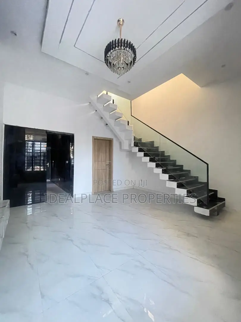 3bdrm Duplex in Abraham Adesanya Estate for sale in Abraham Adesanya Estate