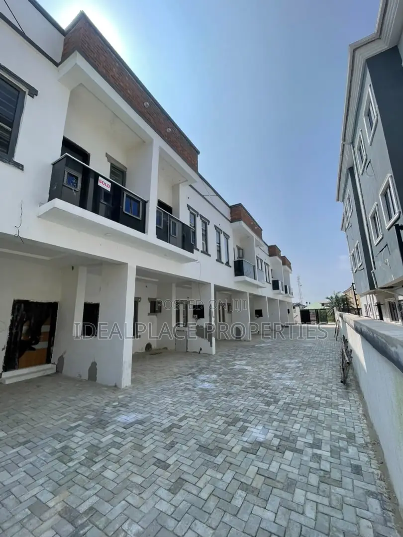 3bdrm Duplex in VGC / Ajah for sale in VGC / Ajah