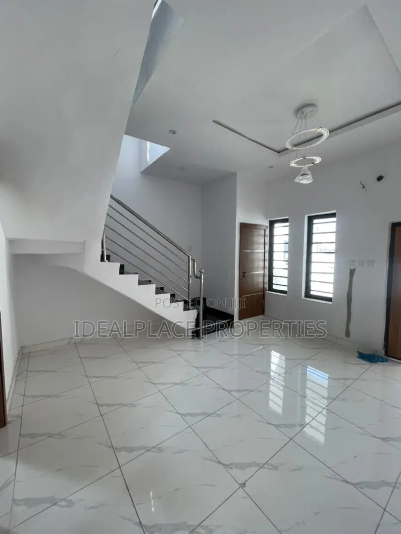 3bdrm Duplex in VGC / Ajah for sale in VGC / Ajah