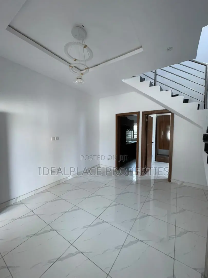 3bdrm Duplex in VGC / Ajah for sale in VGC / Ajah