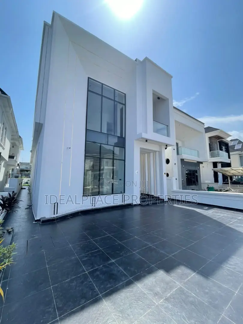 5bdrm Duplex in Megamound Estate, Ikota for sale in Ikota