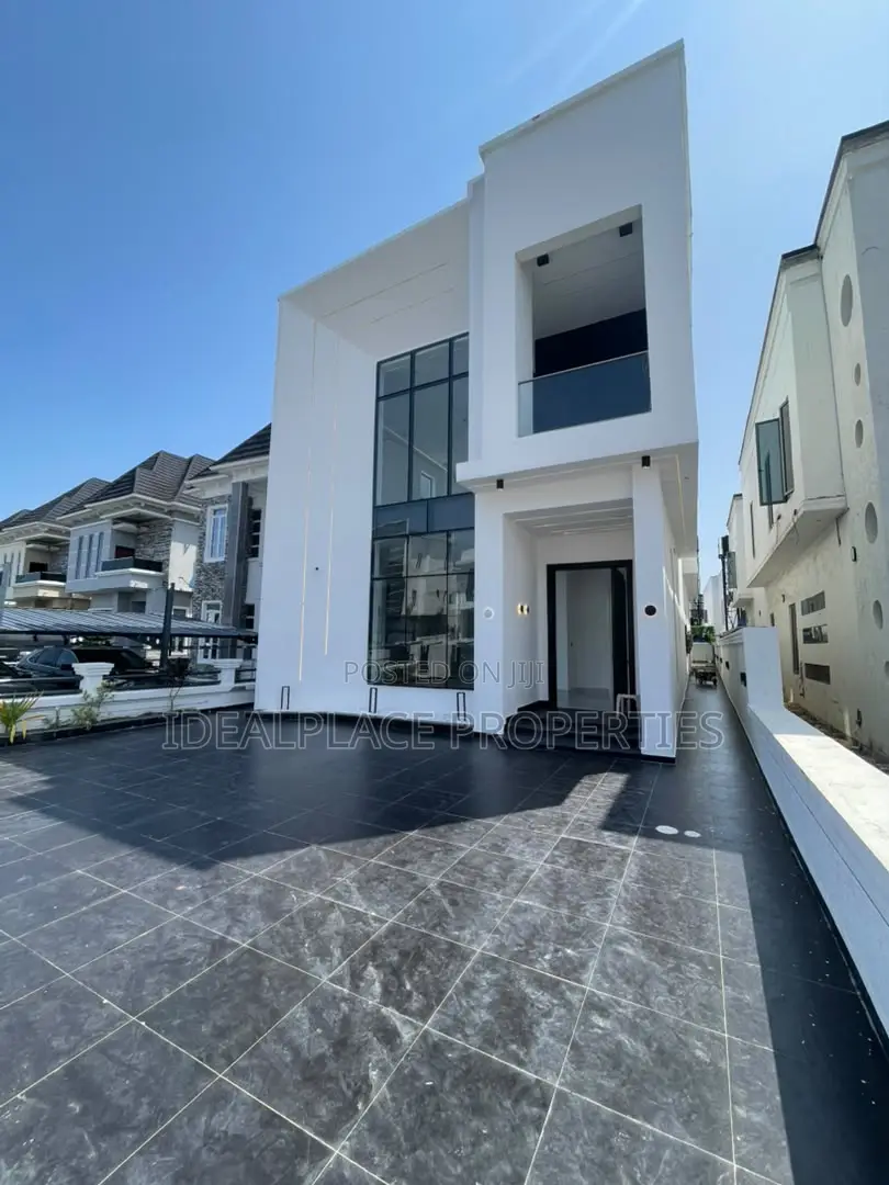 5bdrm Duplex in Megamound Estate, Ikota for sale in Ikota