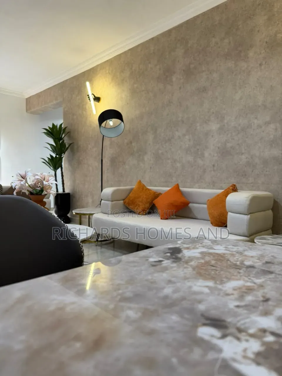 Furnished 2bdrm Apartment in Banana Island for sale in Banana Island