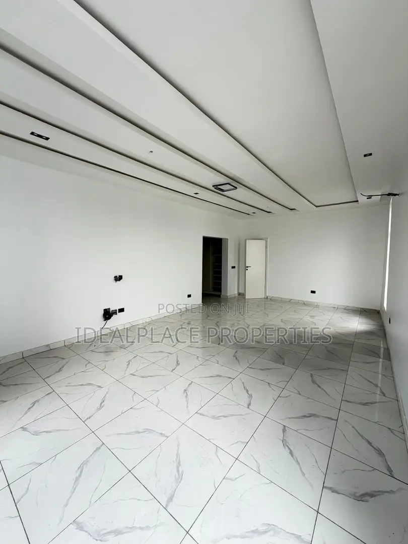 5bdrm Duplex in Royal Garden Estate, VGC / Ajah for sale in VGC / Ajah