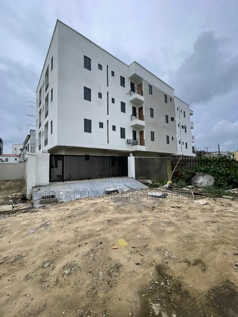 Furnished 1bdrm Apartment in Chevron for sale in Chevron
