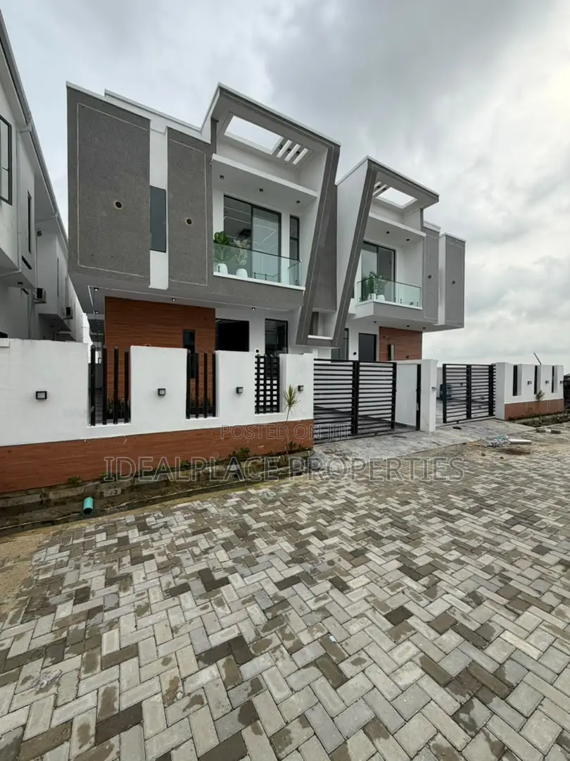 4bdrm Duplex in Ado / Ajah for sale in Ado / Ajah
