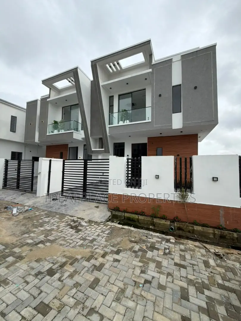 4bdrm Duplex in Ado / Ajah for sale in Ado / Ajah