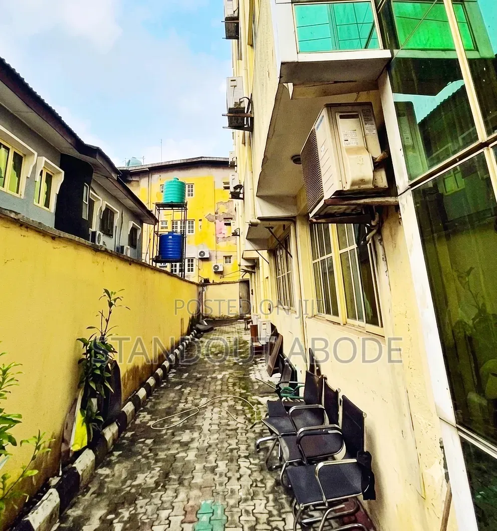 This Building Is Suitable for Hotel, Office Space, Hospital for Sale in Adeniyi Jones
