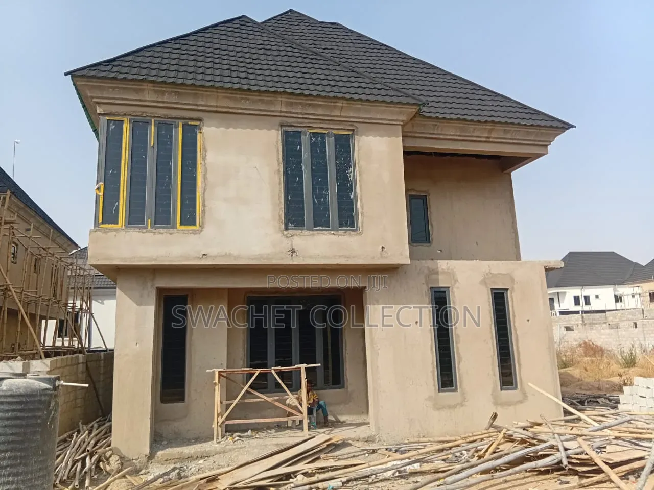 5bdrm Duplex in Sabon Lugbe for sale in Sabon Lugbe